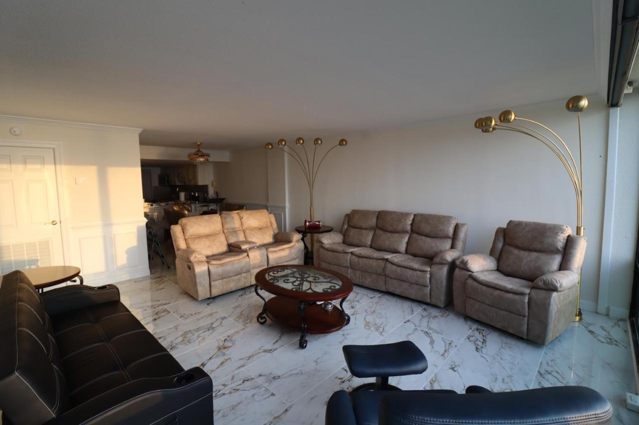Beach Luxury Oceanfront Virginia Beach Exterior photo