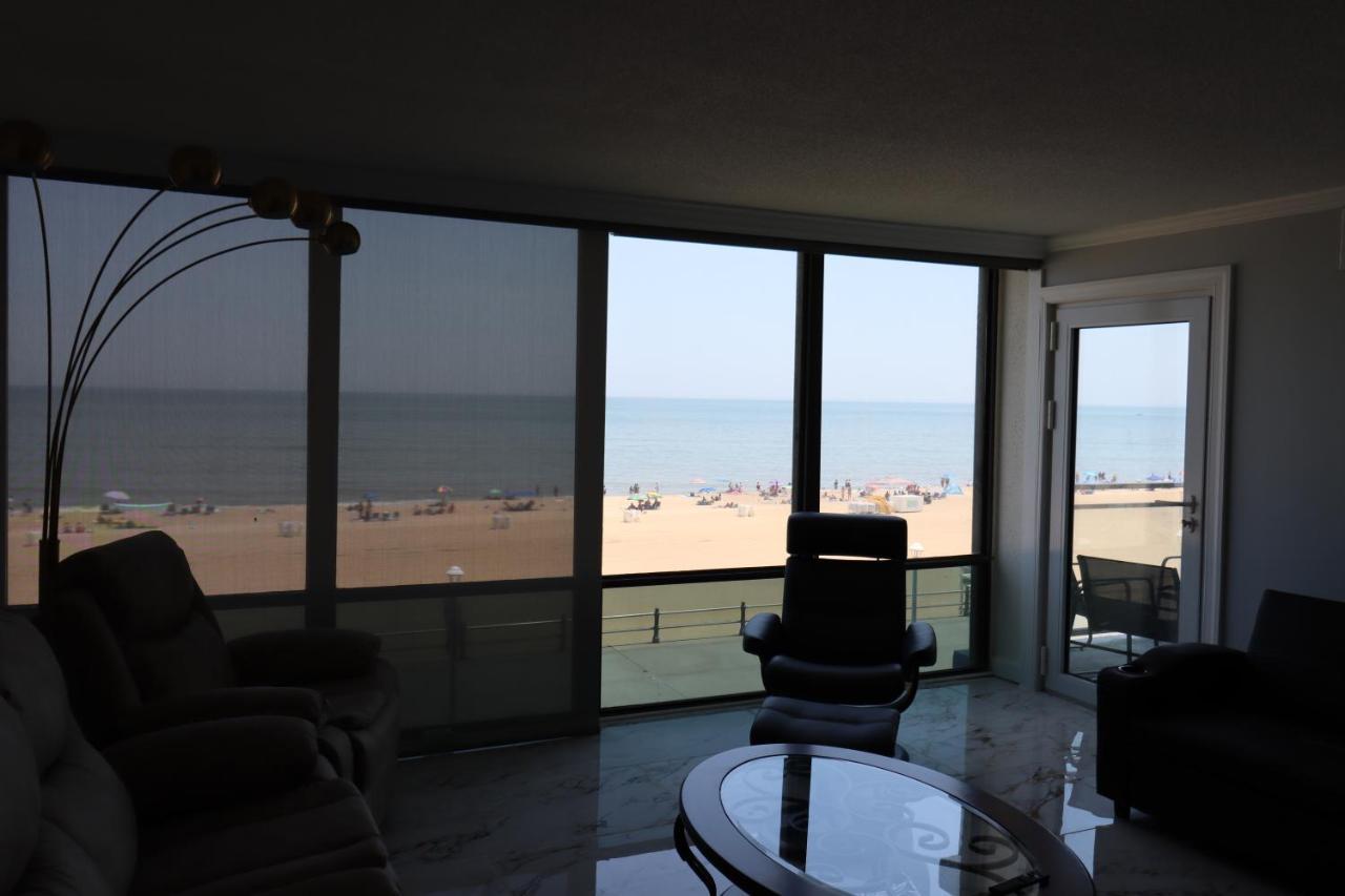 Beach Luxury Oceanfront Virginia Beach Exterior photo