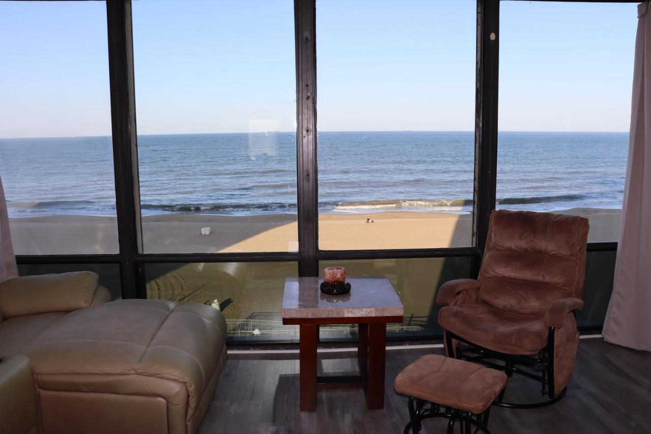 Beach Luxury Oceanfront Virginia Beach Exterior photo