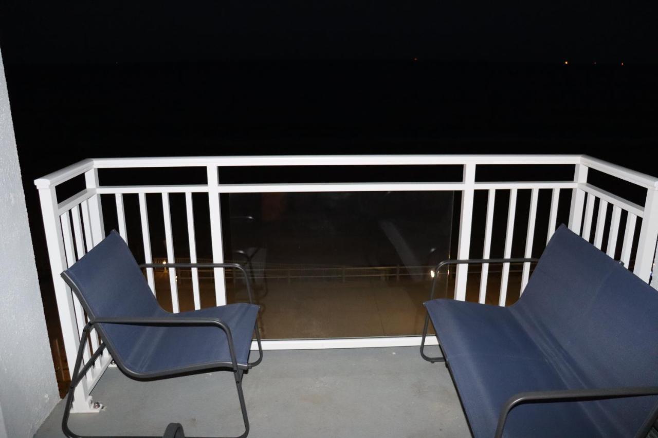 Beach Luxury Oceanfront Virginia Beach Exterior photo